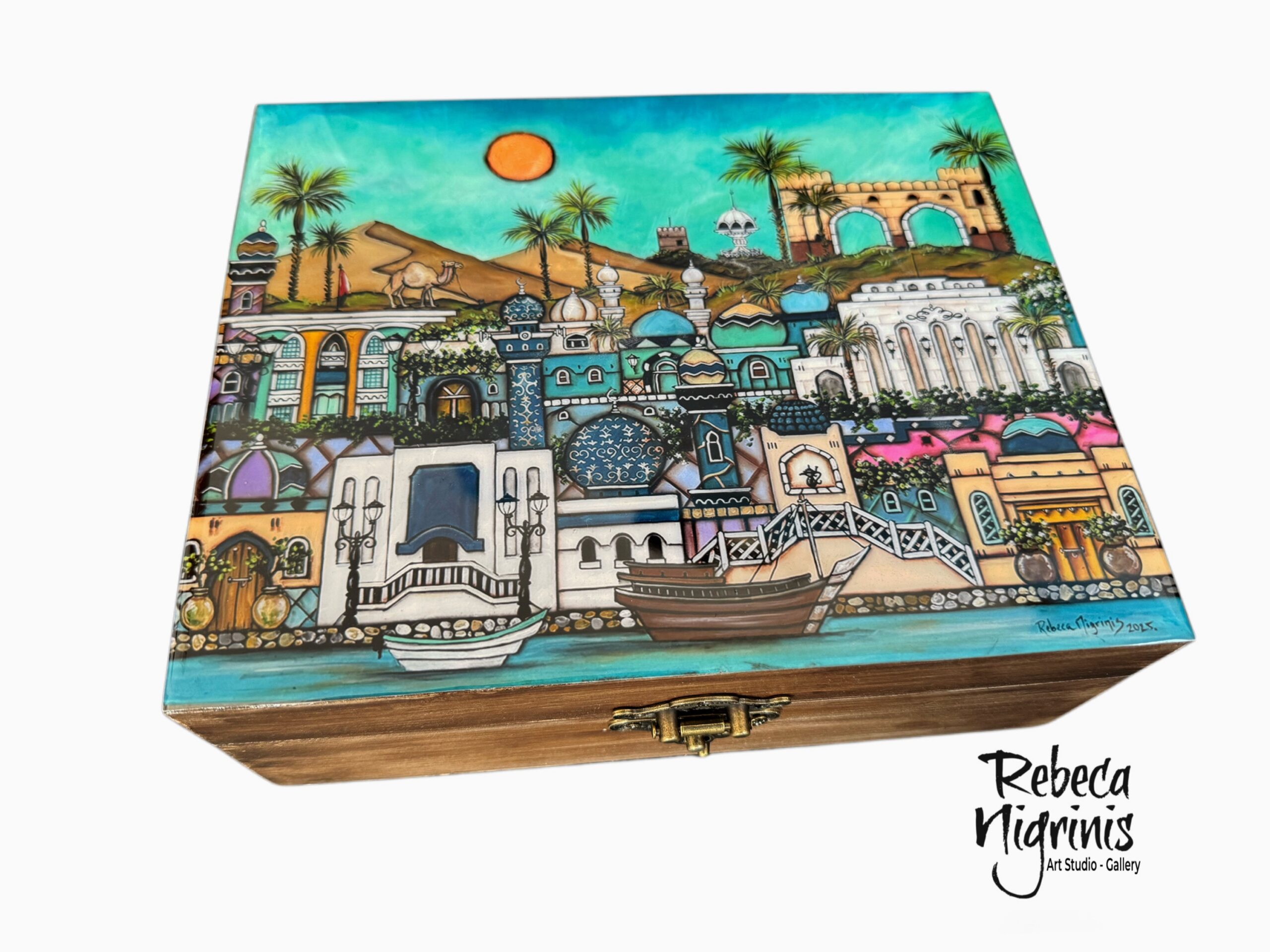 Decorative Tea Box – Six removable compartments
